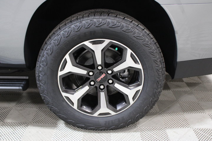 New 2026 GMC Yukon XL AT4 Ultimate AWD/4WD image 45