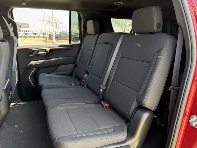 New 2026 Chevrolet Suburban LS w/ LS Custom Edition RWD image 22