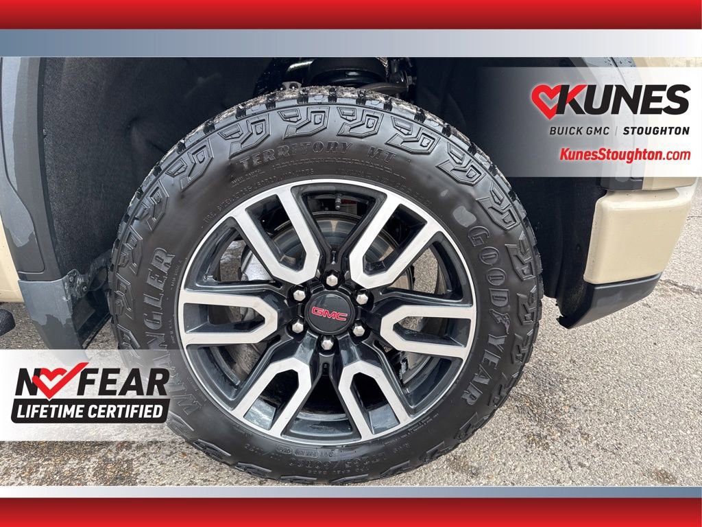 Used 2023 GMC Sierra 1500 AT4 w/ AT4 Preferred Package image 16