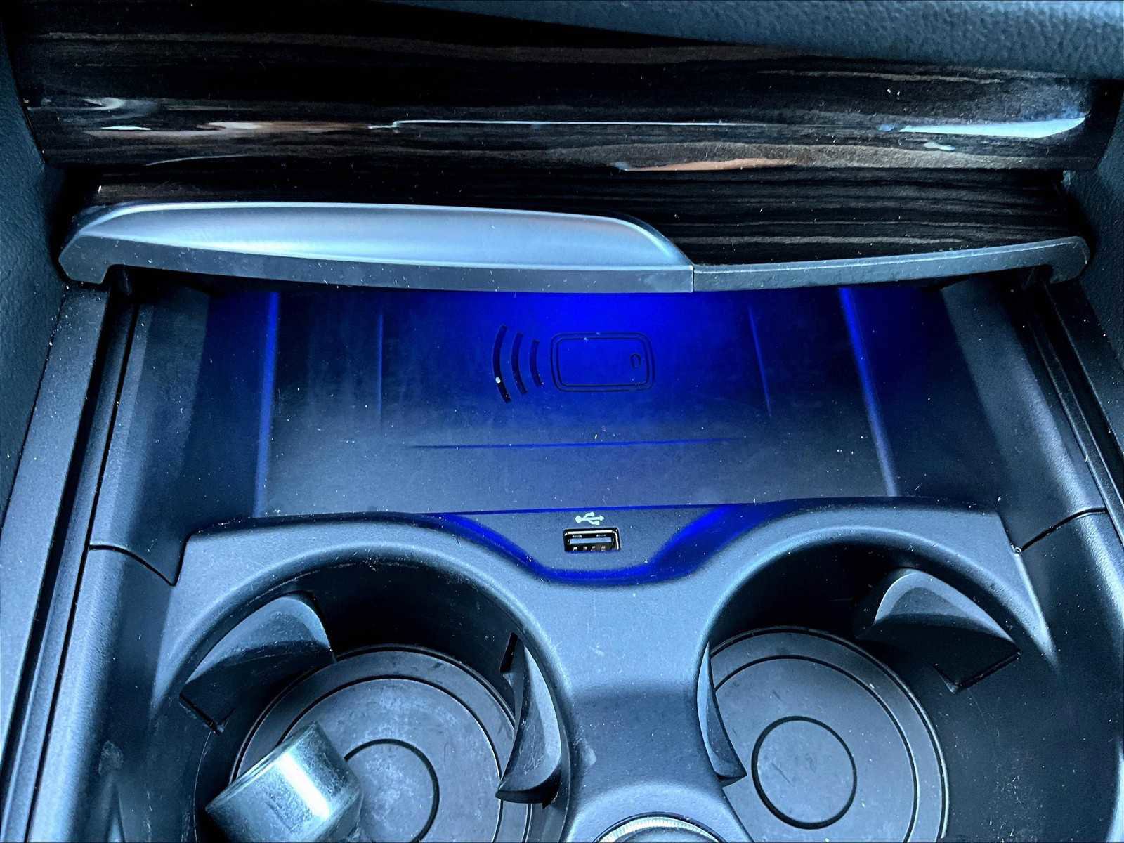 Used 2023 BMW 530i xDrive w/ Premium Package image 26