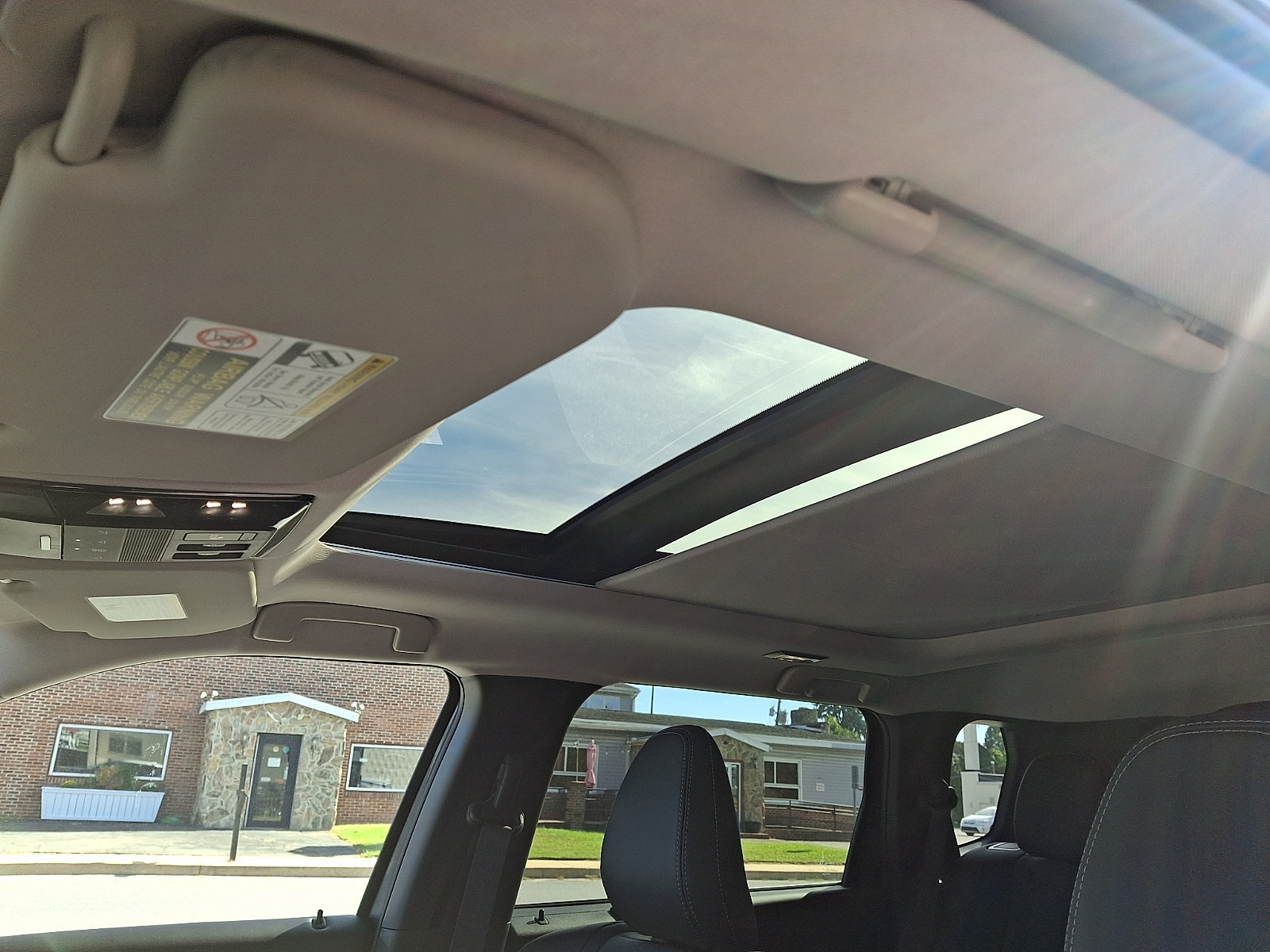 New 2026 Mitsubishi Outlander SE AWD/4WD image 13