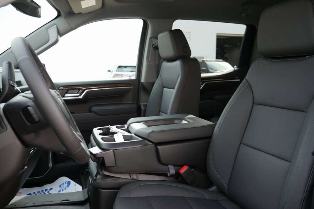 New 2026 Chevrolet Silverado 1500 LT w/ Z71 Off-Road Package image 9