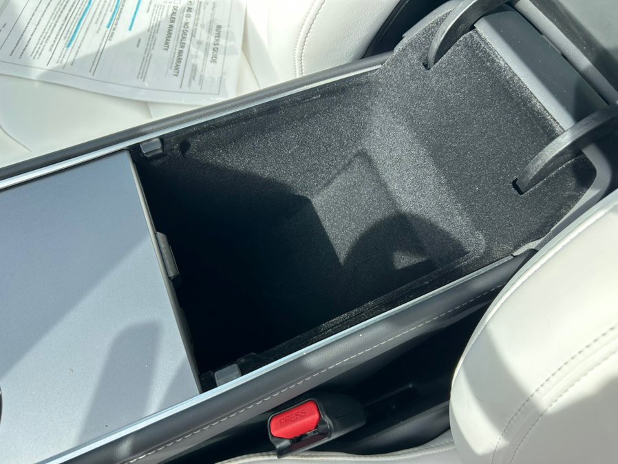 Used 2023 Tesla Model Y Long Range image 19