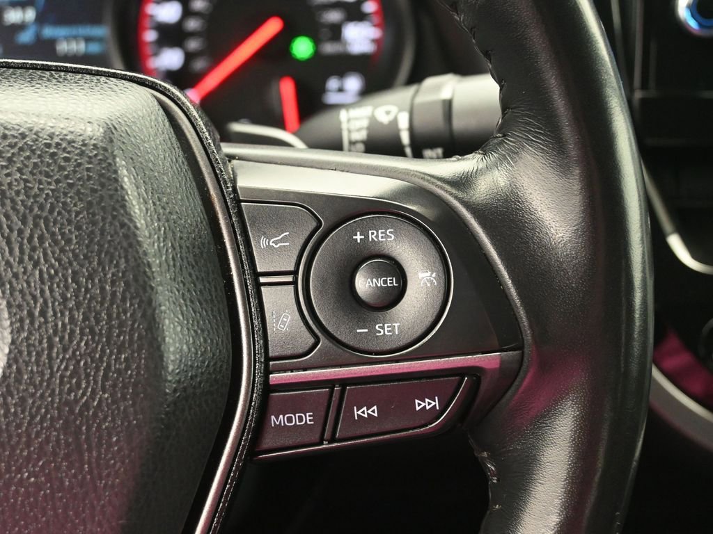 Used 2024 Toyota Camry XSE image 12