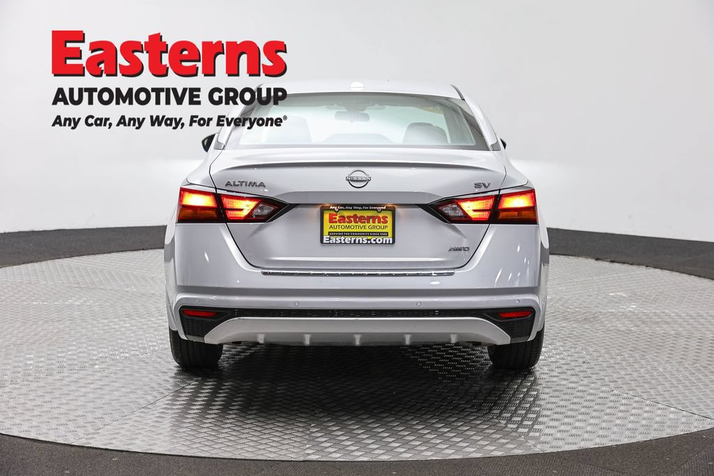 Used 2023 Nissan Altima 2.5 SV AWD/4WD image 6