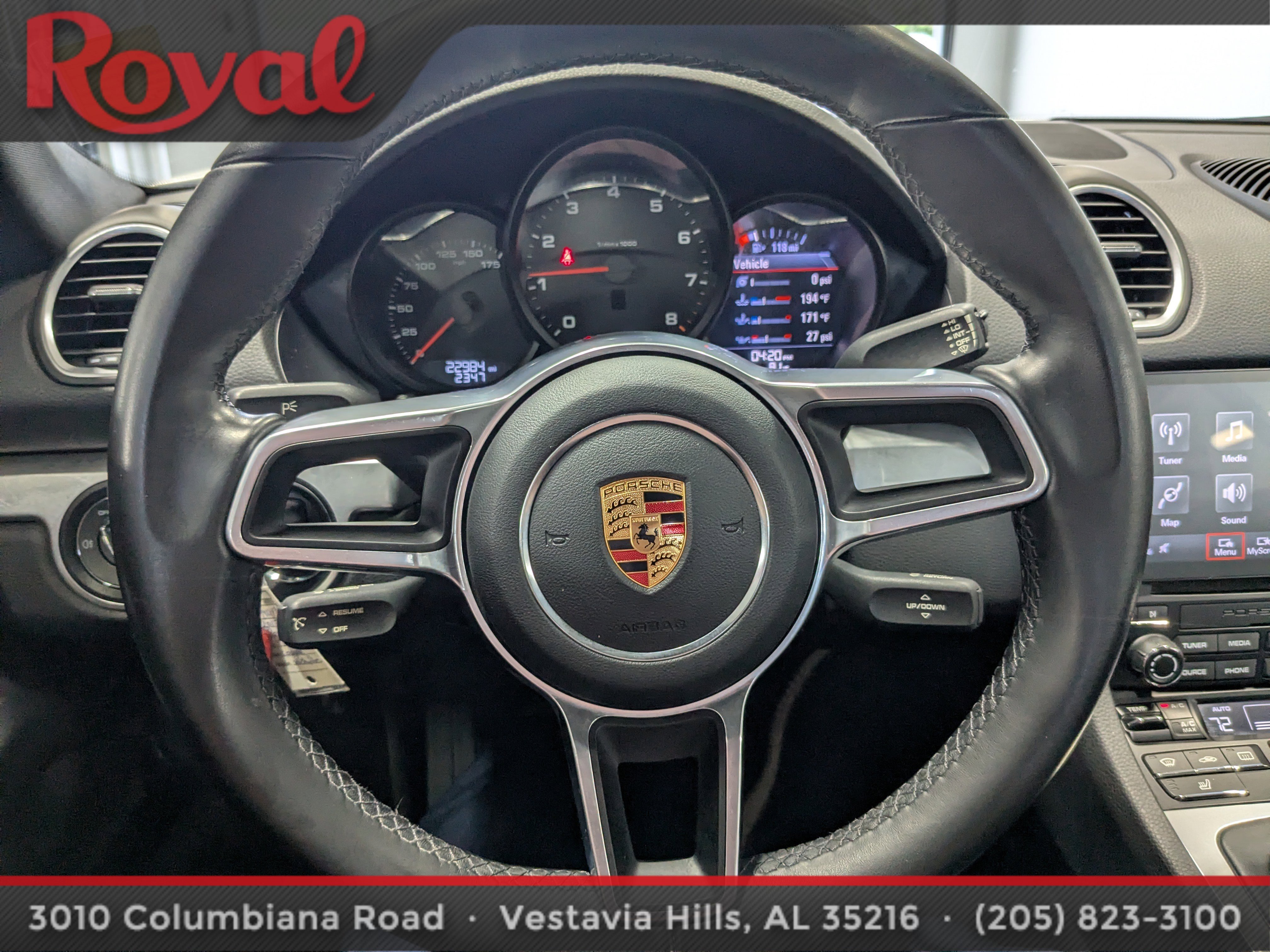 Used 2018 Porsche 718 Cayman RWD image 15