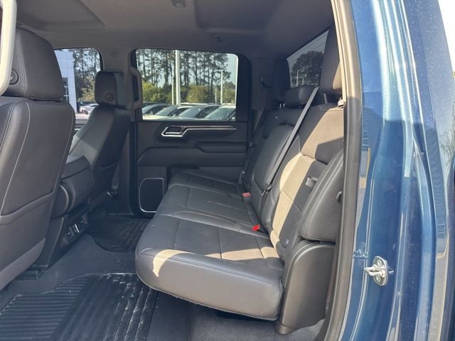 Used 2025 Chevrolet Silverado 2500 LTZ AWD/4WD image 19