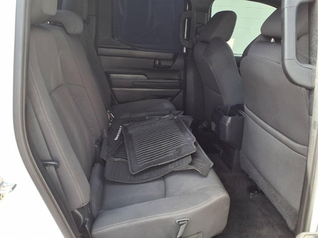 Used 2025 Toyota Tacoma SR5 AWD/4WD image 33