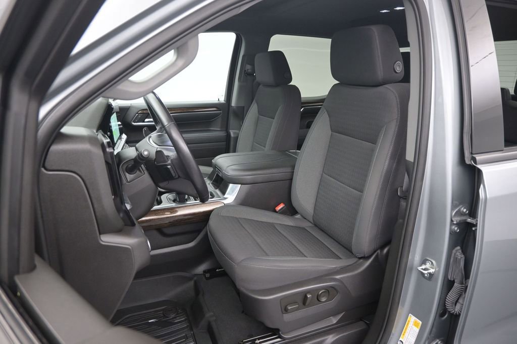 Used 2023 GMC Sierra 1500 Elevation AWD/4WD image 16