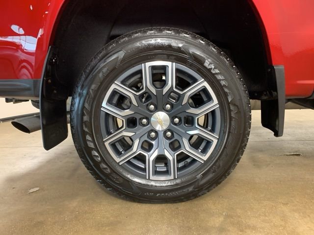 Used 2024 Chevrolet Colorado LT w/ LT Convenience Package III image 37