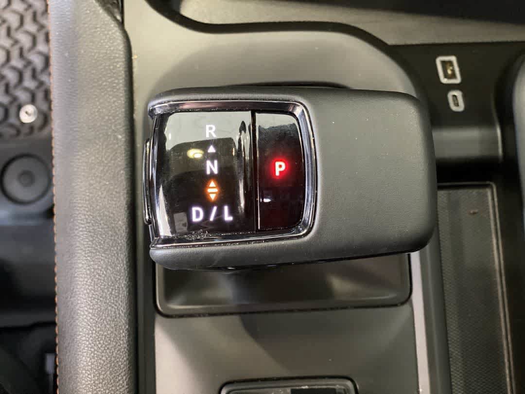 Used 2024 GMC Sierra 1500 AT4 w/ Technology Package AWD/4WD image 22