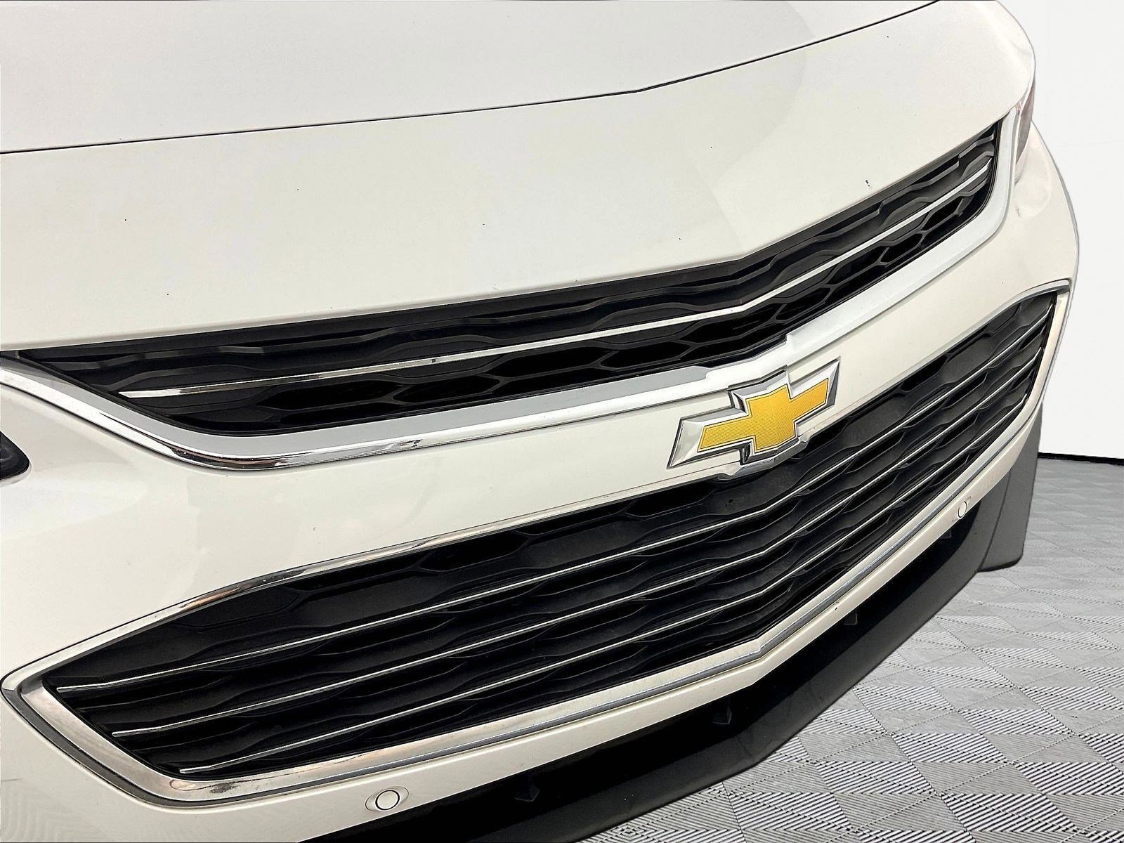 Used 2018 Chevrolet Malibu LT w/ Driver Confidence Package FWD image 31