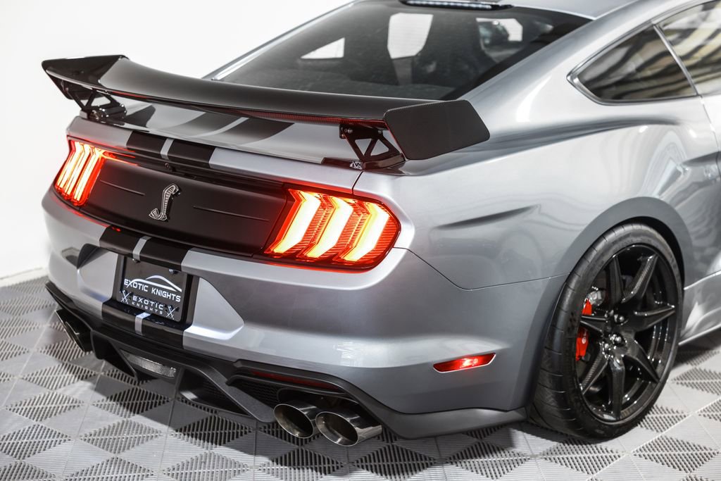 Used 2020 Ford Mustang Shelby GT500 w/ Carbon Fiber Track Pack image 7