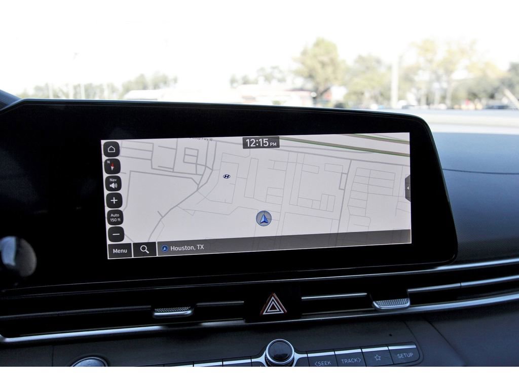 Certified 2025 Hyundai Elantra SEL image 26