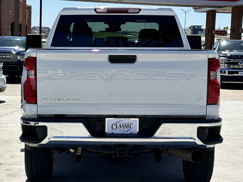Used 2025 Chevrolet Silverado 2500 LT w/ Convenience Package AWD/4WD image 5