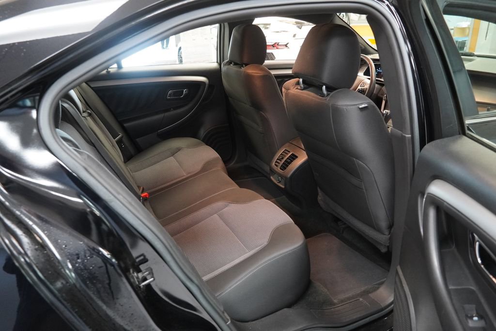 Used 2016 Ford Taurus SEL image 19