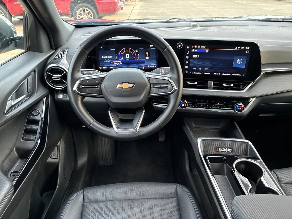 Used 2025 Chevrolet Equinox LT w/ Convenience Package II AWD/4WD image 16