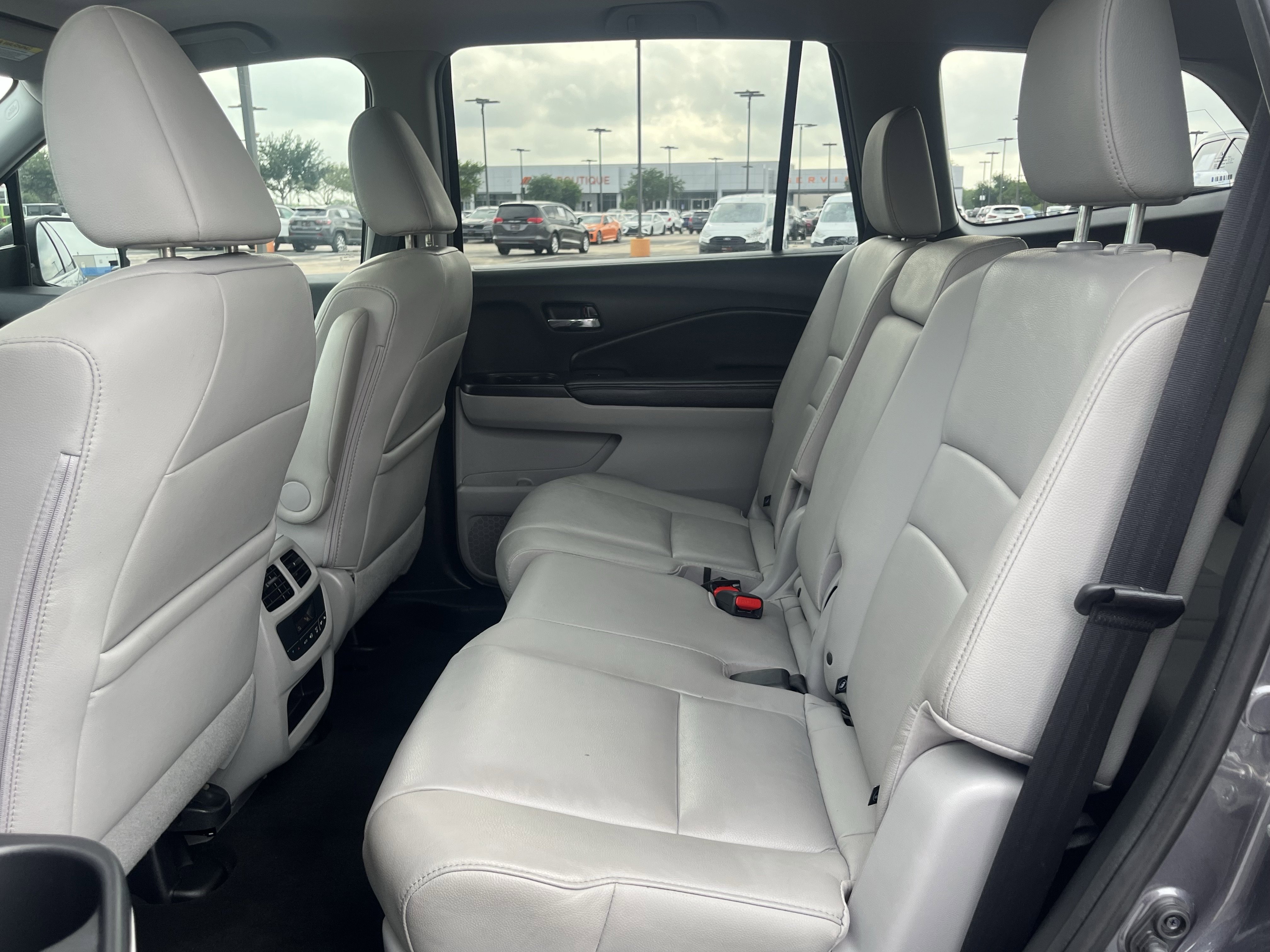 Used 2016 Honda Pilot EX-L image 32