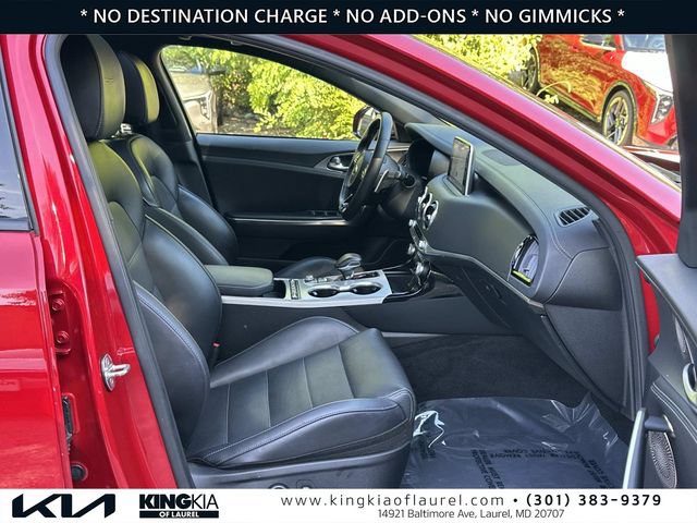 Used 2021 Kia Stinger GT2 AWD/4WD image 16