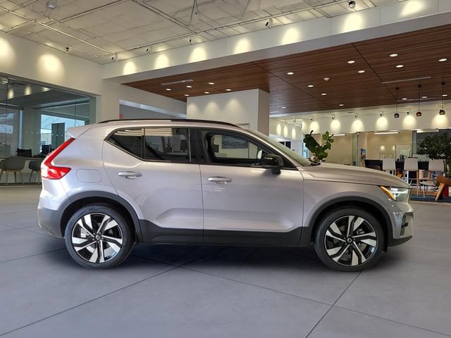 New 2026 Volvo XC40 B5 Ultra AWD/4WD image 6