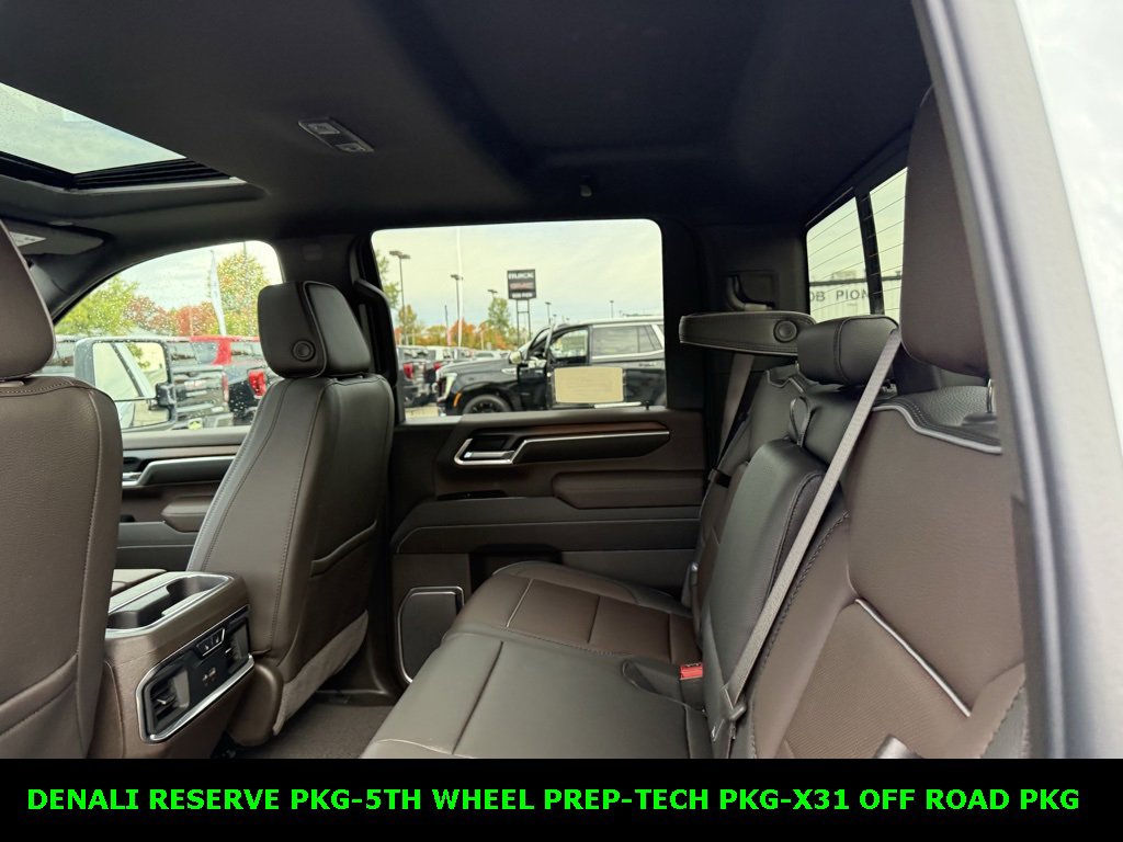 New 2026 GMC Sierra 3500 Denali w/ Denali Reserve Package image 7