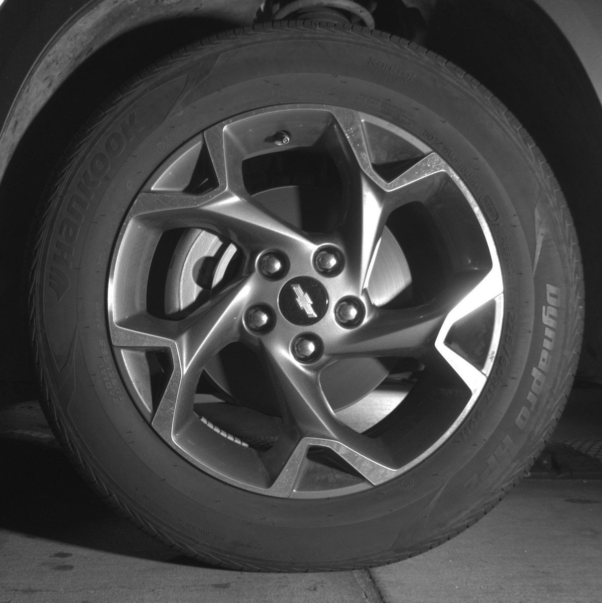Used 2025 Chevrolet Trax LT FWD image 12