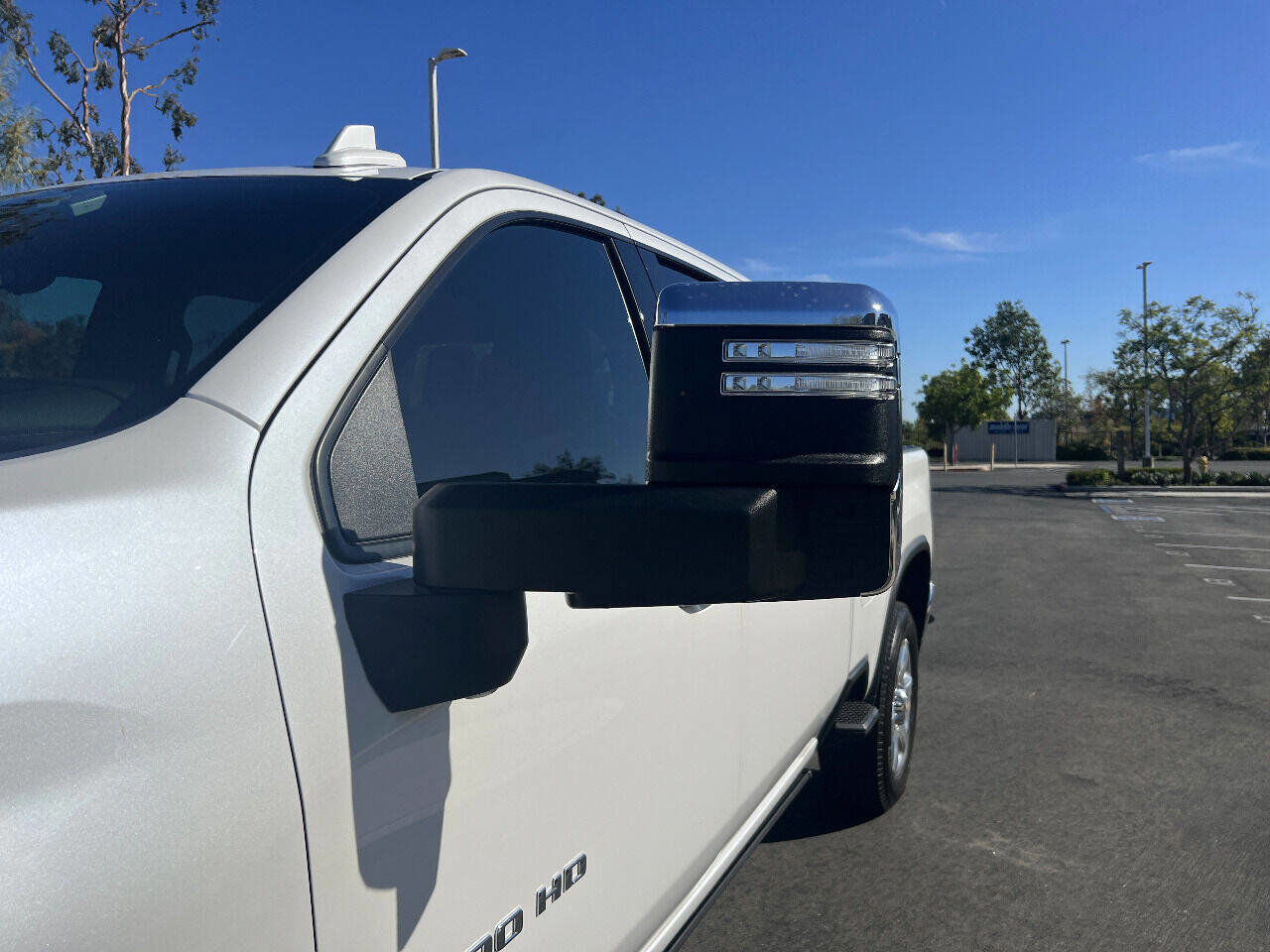 Used 2021 Chevrolet Silverado 2500 LTZ w/ LTZ Premium Package AWD/4WD image 24