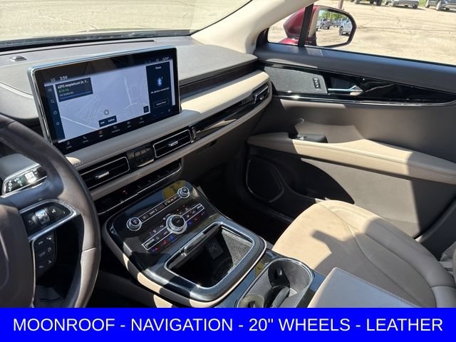 Used 2023 Lincoln Nautilus Reserve AWD/4WD image 28