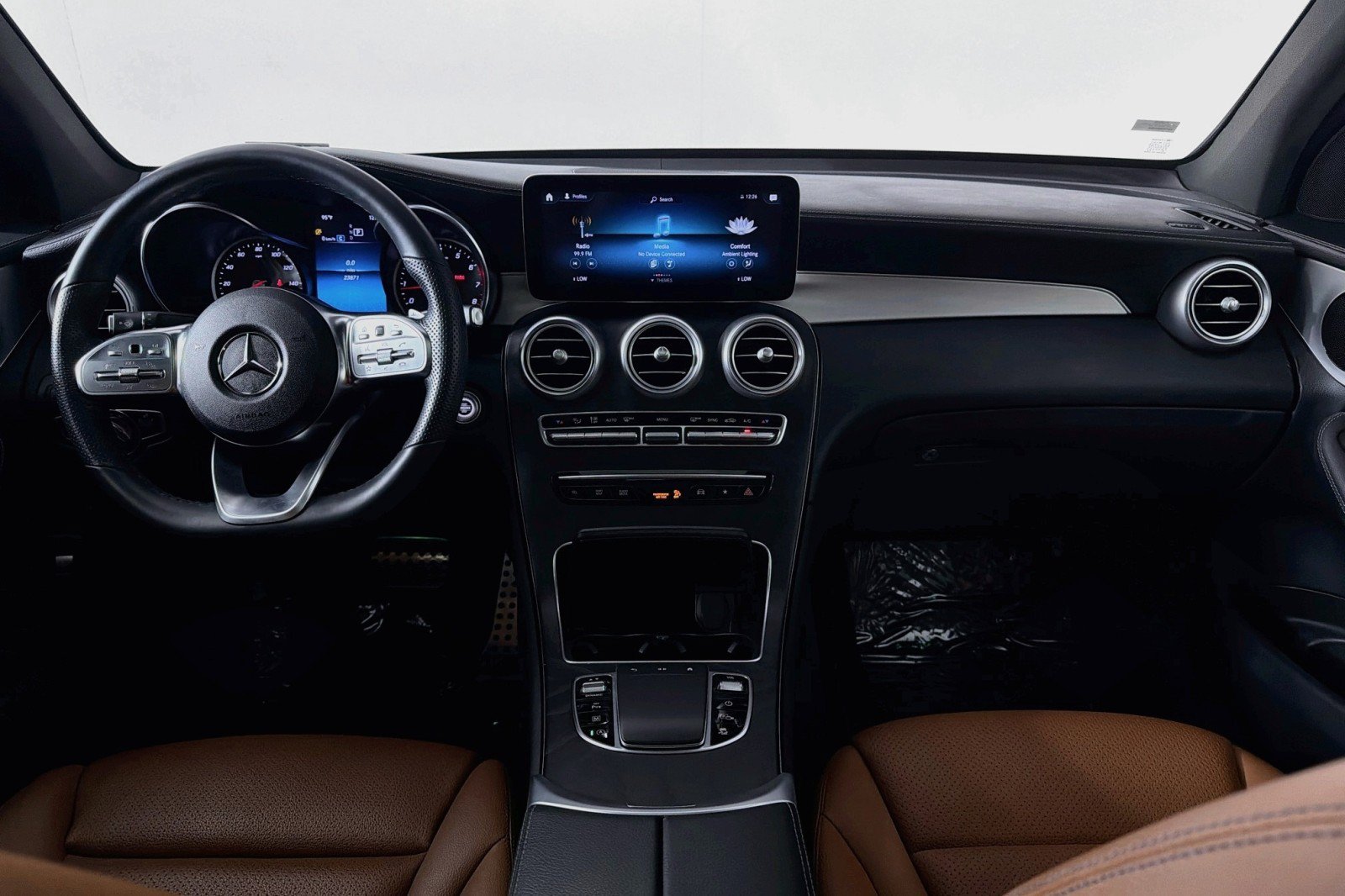 Used 2022 Mercedes-Benz GLC 300 4MATIC Coupe image 5