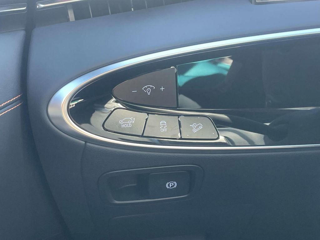 New 2026 Genesis GV70 3.5T Sport Advanced AWD/4WD image 13