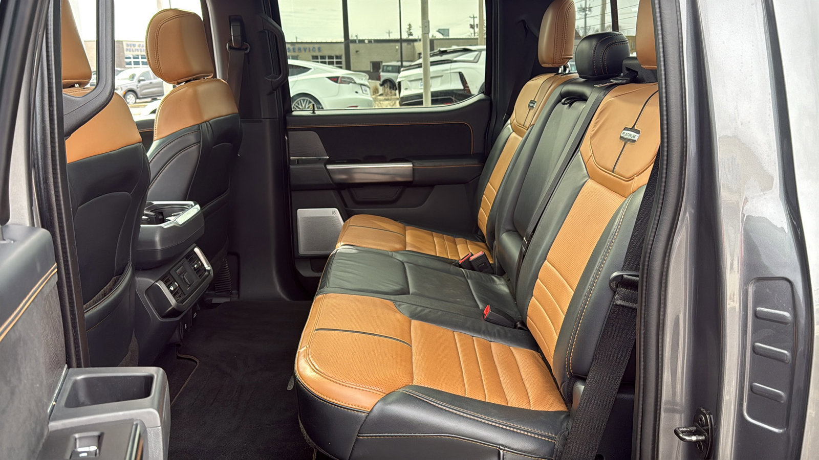 Used 2021 Ford F150 Platinum w/ FX4 Off-Road Package image 29