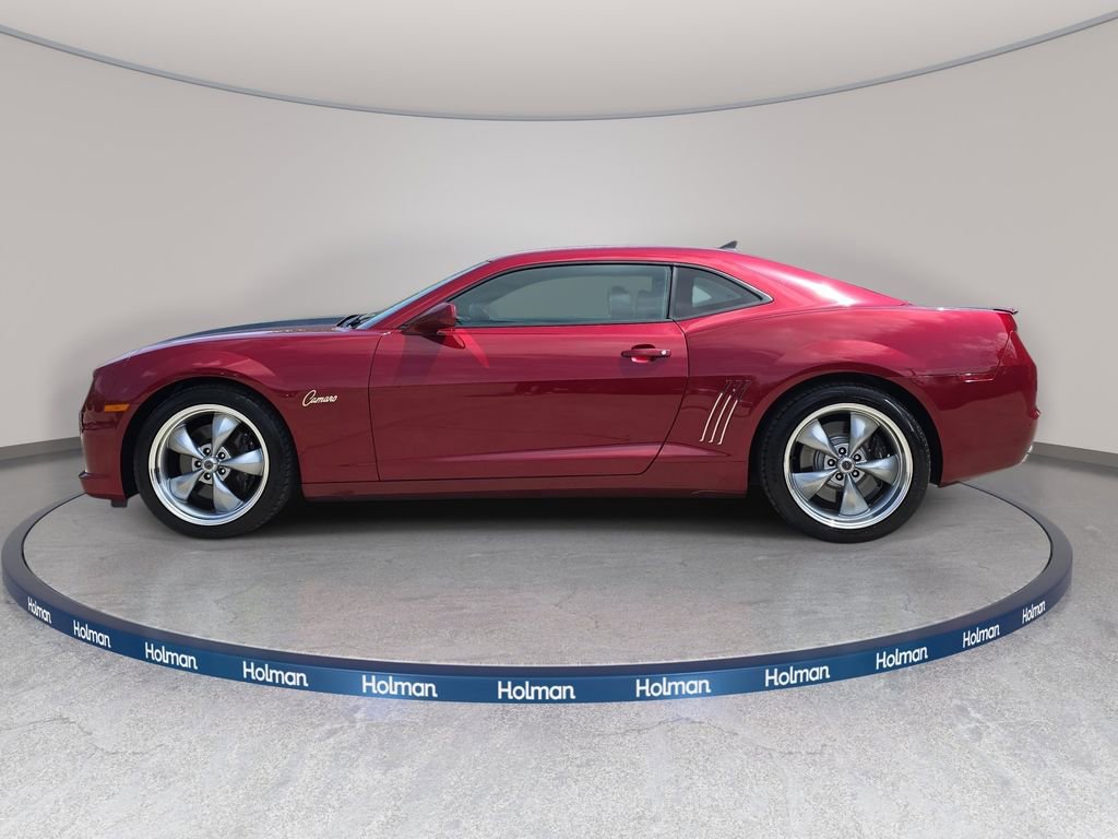 Used 2010 Chevrolet Camaro SS w/ Black Stripe Package RWD image 9