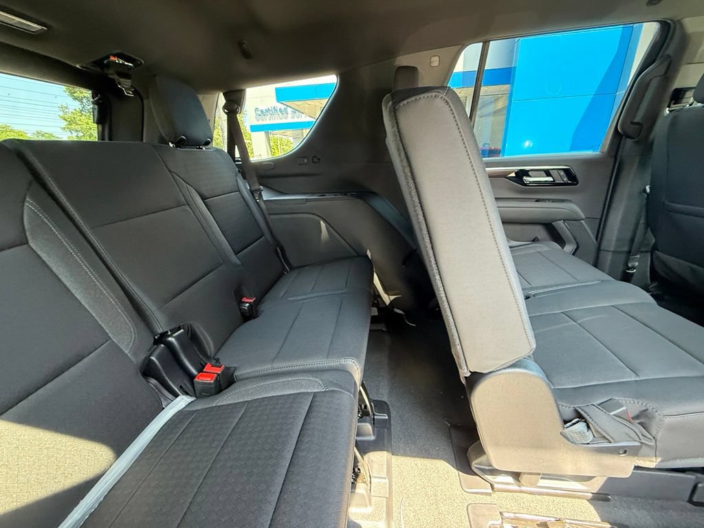 New 2026 Chevrolet Tahoe LS w/ LPO, Dark Essentials Package AWD/4WD image 35
