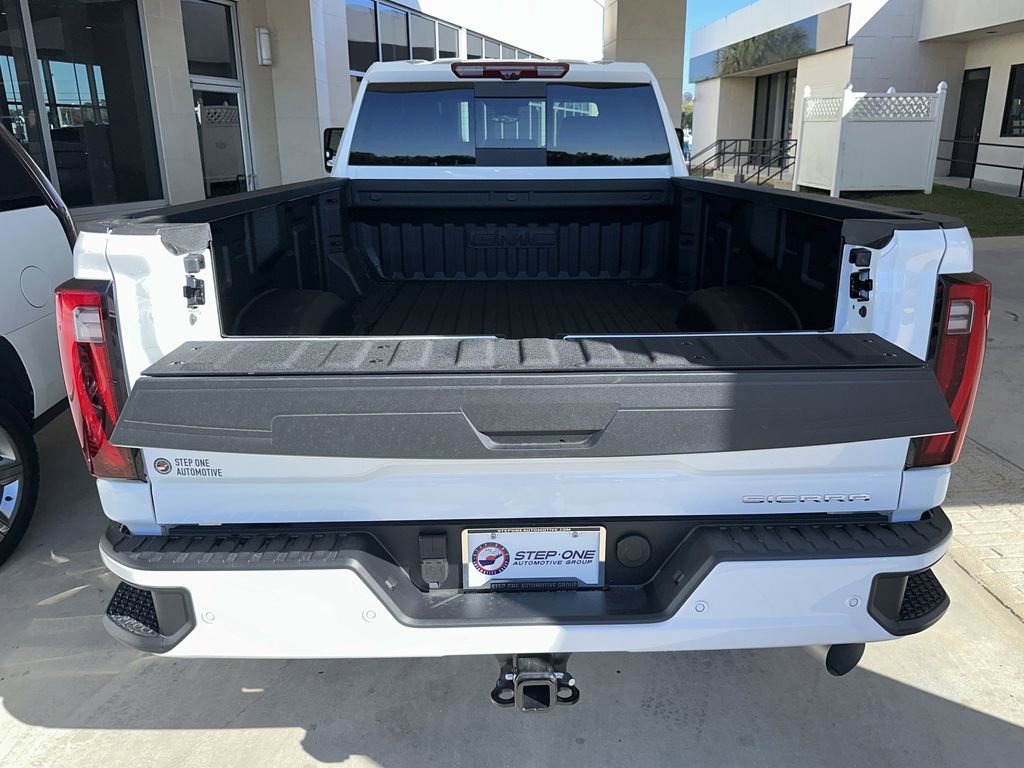 New 2026 GMC Sierra 3500 Denali Ultimate AWD/4WD image 34