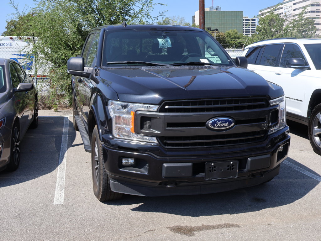 Used 2019 Ford F150 XLT w/ Equipment Group 302A Luxury AWD/4WD image 4