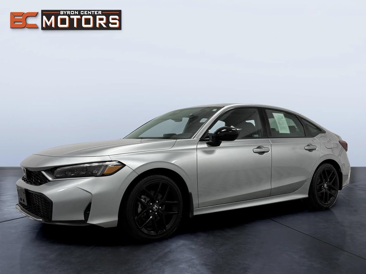 Used 2025 Honda Civic Sport image 2