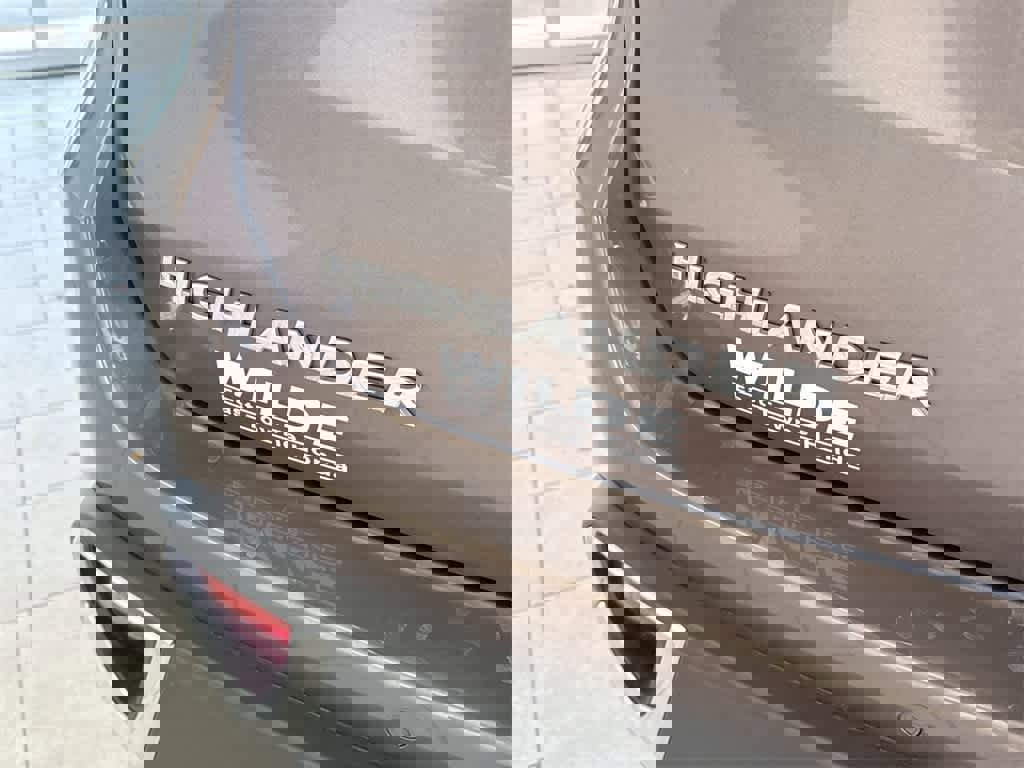 Used 2018 Toyota Highlander Limited image 13