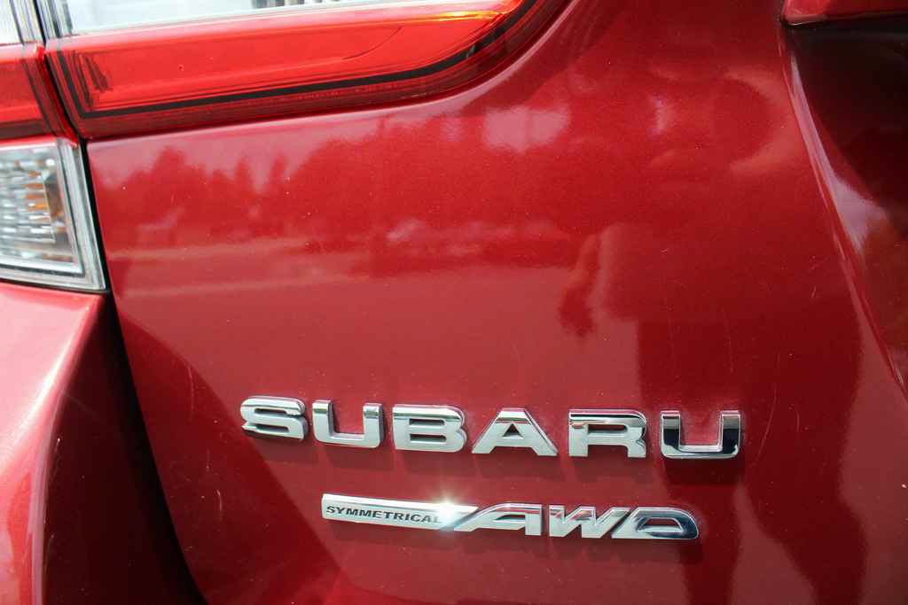 Used 2018 Subaru Crosstrek 2.0i AWD/4WD image 7