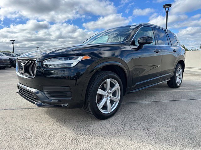 Certified 2023 Volvo XC90 B6 Core w/ Climate Package AWD/4WD image 4
