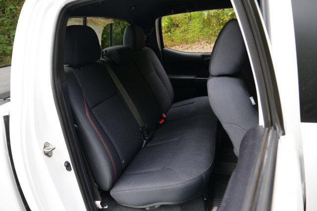 Used 2020 Toyota Tacoma TRD Sport image 41