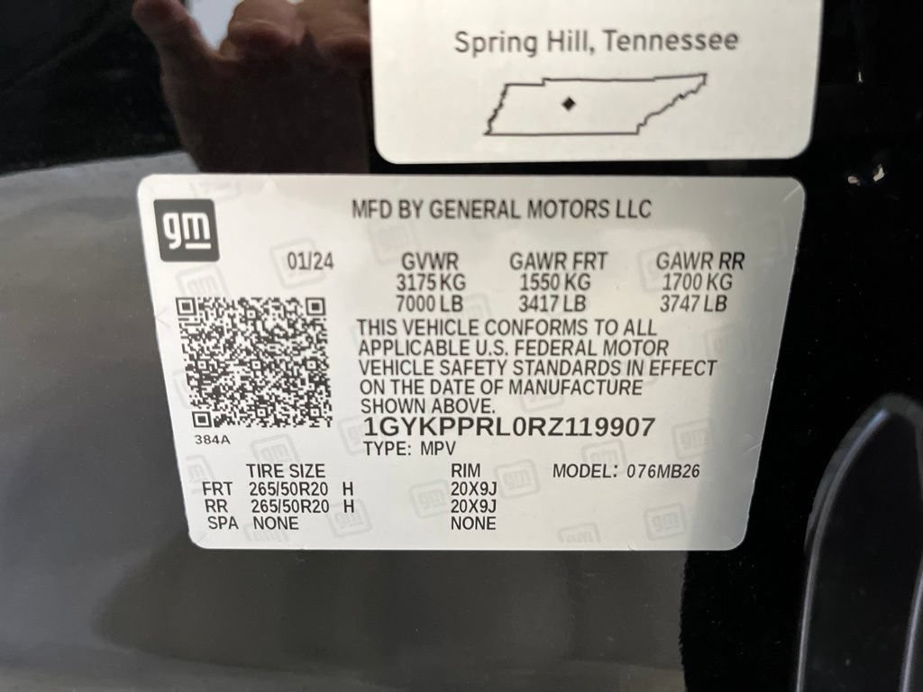 Used 2024 Cadillac Lyriq Luxury w/ LPO, Floor Liner Package AWD/4WD image 25