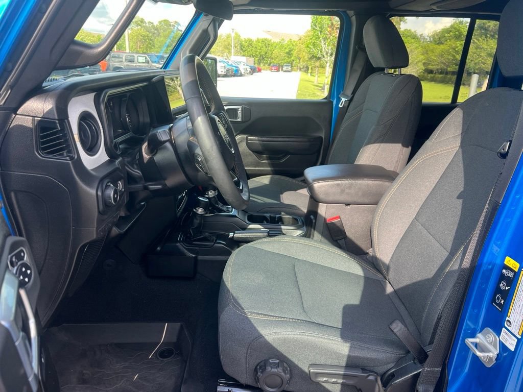 Used 2024 Jeep Wrangler Unlimited Sport AWD/4WD image 34