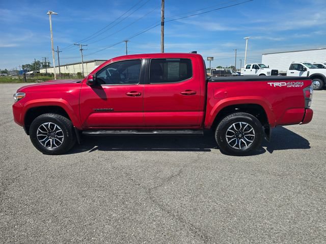 Used 2020 Toyota Tacoma TRD Sport AWD/4WD image 7