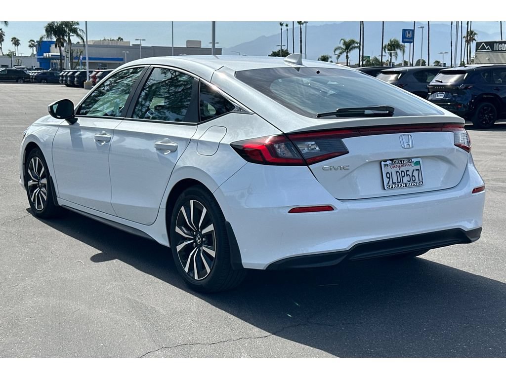 Used 2024 Honda Civic EX-L image 3