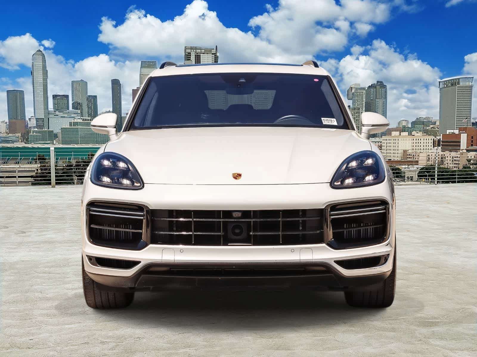 Used 2023 Porsche Cayenne Turbo AWD/4WD image 2
