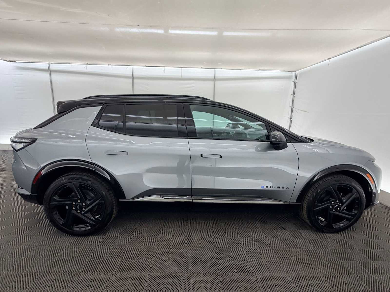 New 2026 Chevrolet Equinox EV RS image 7