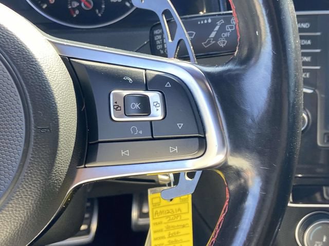 Used 2017 Volkswagen Golf 4-Door FWD image 22