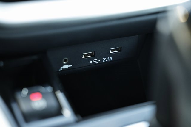 Used 2022 Subaru Outback Premium image 36