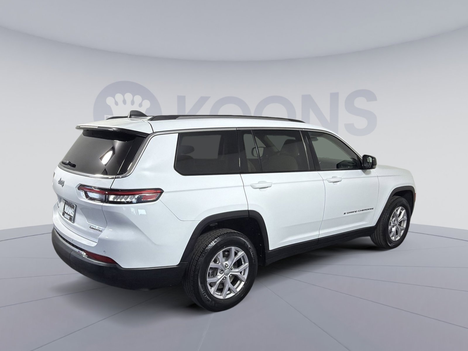 Used 2022 Jeep Grand Cherokee L Limited image 7