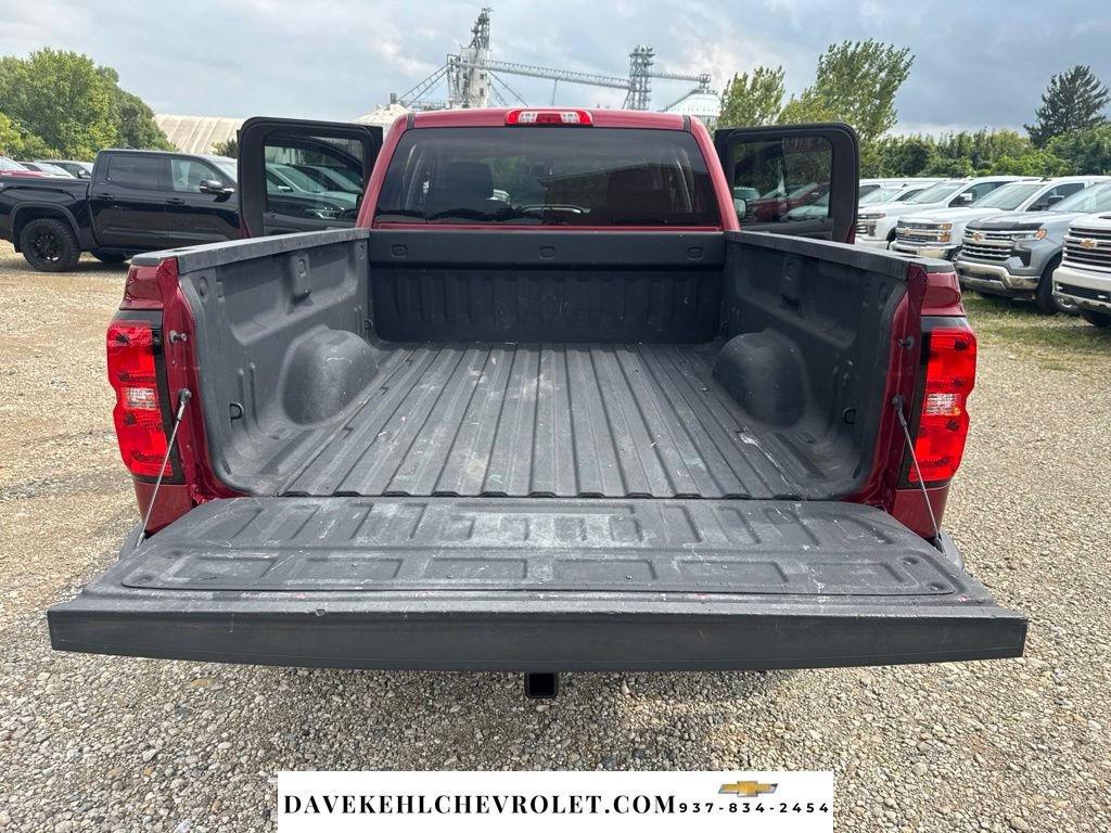 Used 2018 Chevrolet Silverado 1500 LT w/ All Star Edition AWD/4WD image 13